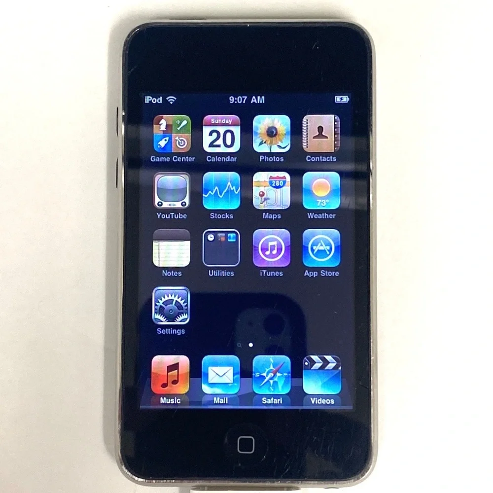 Apple iPod Touch Black/Silver 4th Generation 8GB